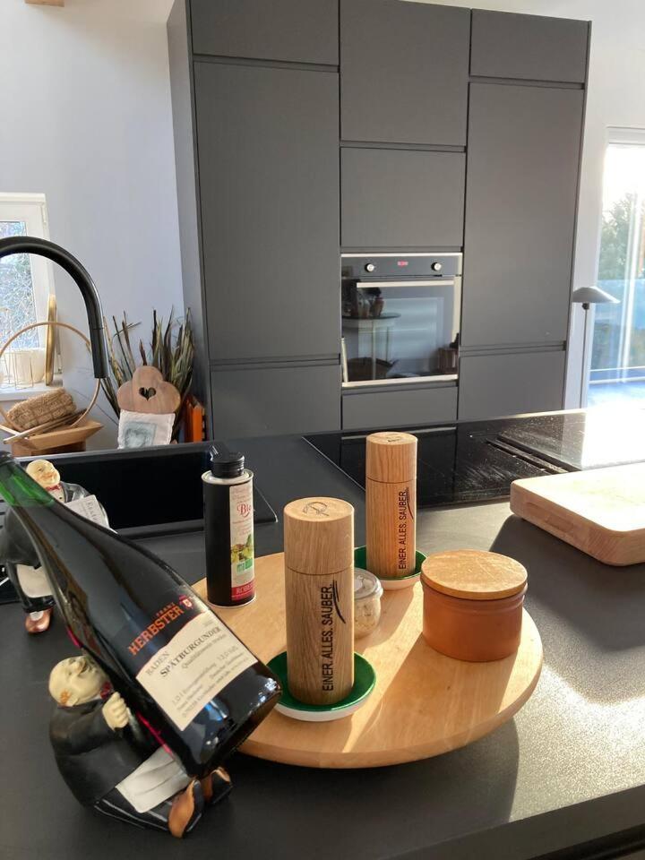 Neues Penthouse-Loft Mit Konuskarte Fuer Gratis Oepnv Apartment Ehrenkirchen Exterior photo